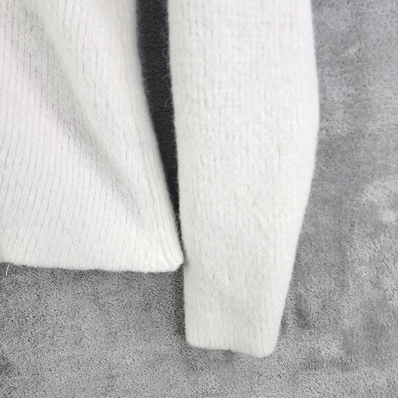 Womens White Forever 21 Knit Sweater V Neck Long Sleeve Size S - Picture 4 of 10